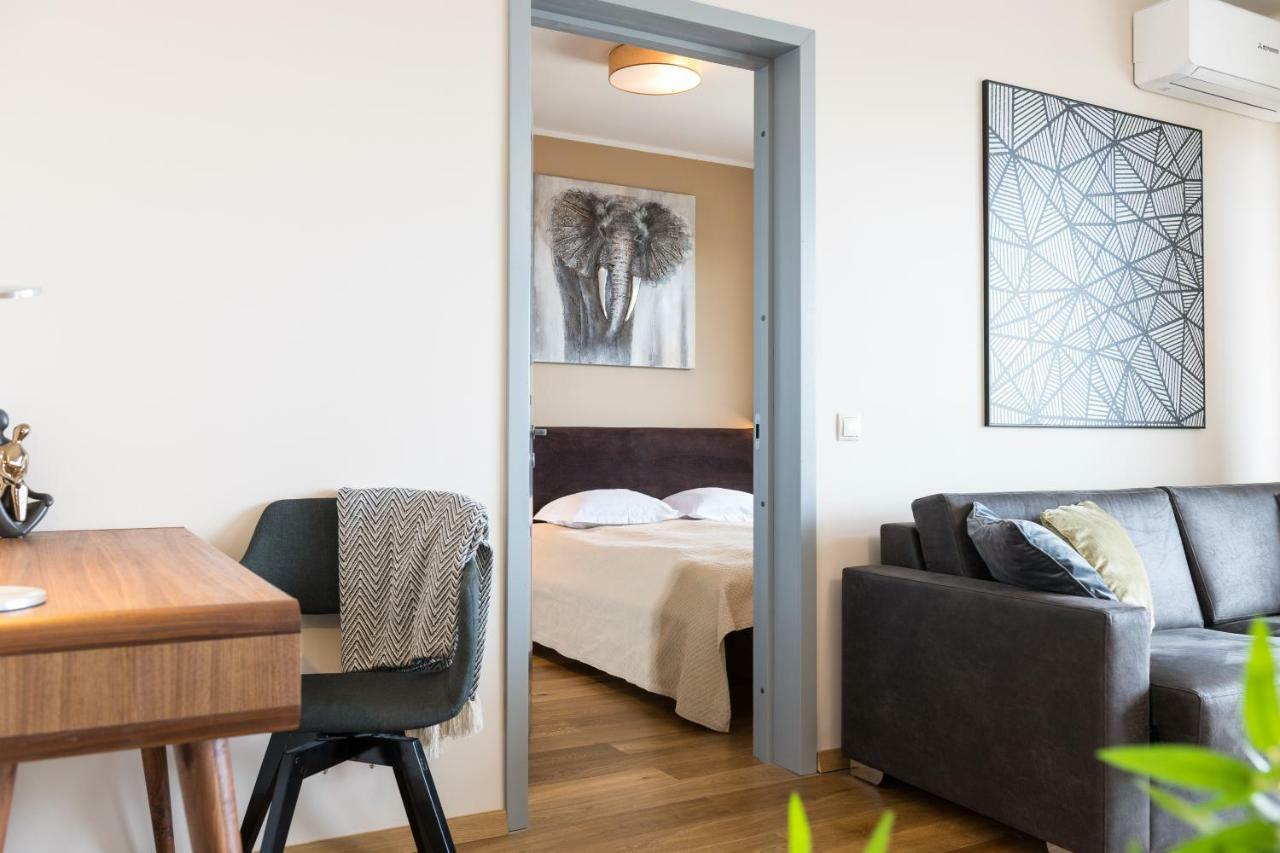 Viru Vaeljak Lux Apartment ทาลลินน์ ภายนอก รูปภาพ